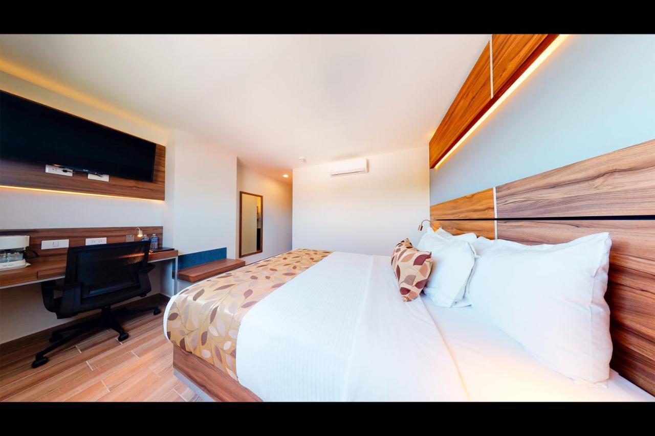 Sleep Inn Тихуана Экстерьер фото