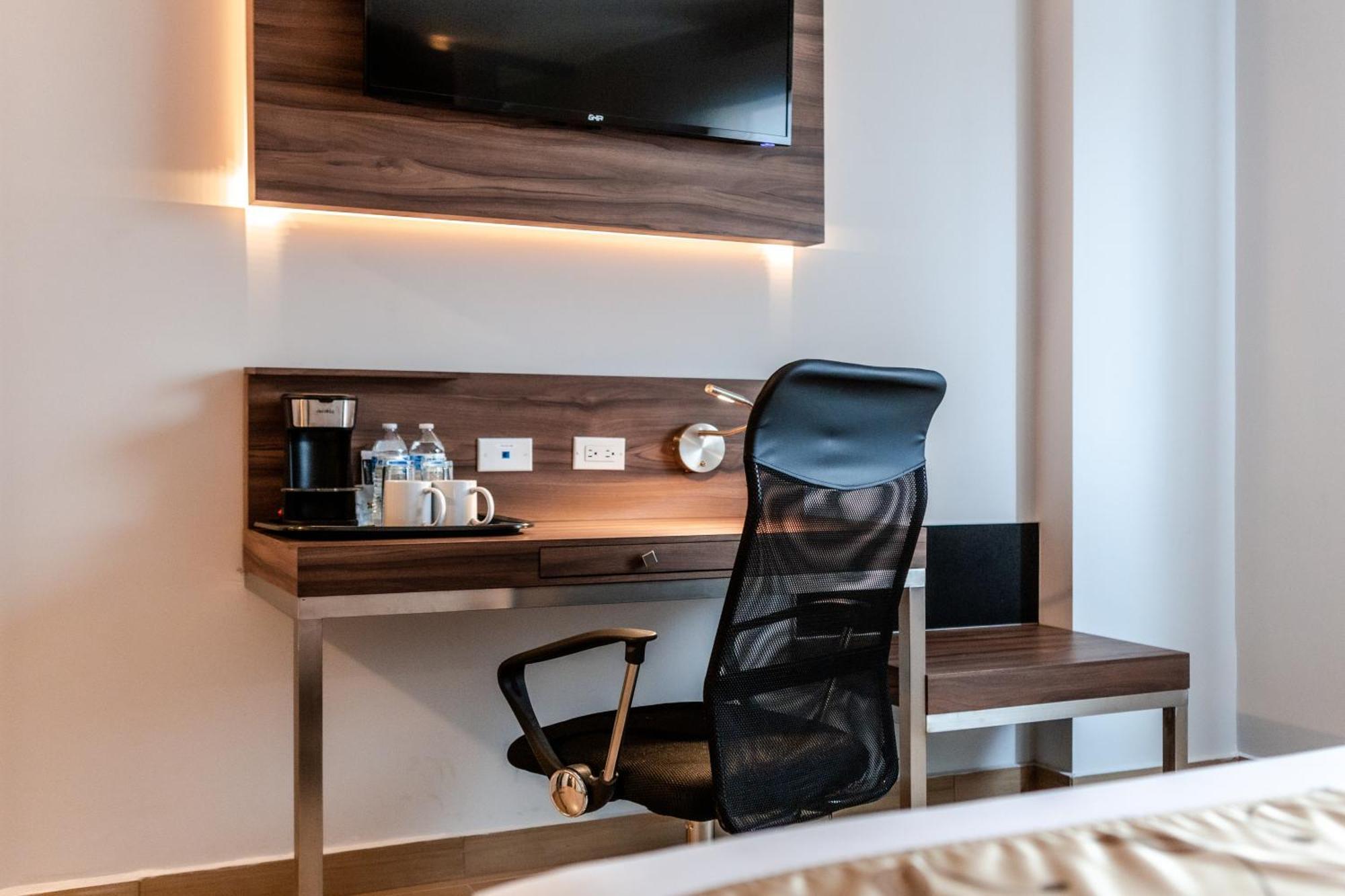Sleep Inn Тихуана Экстерьер фото