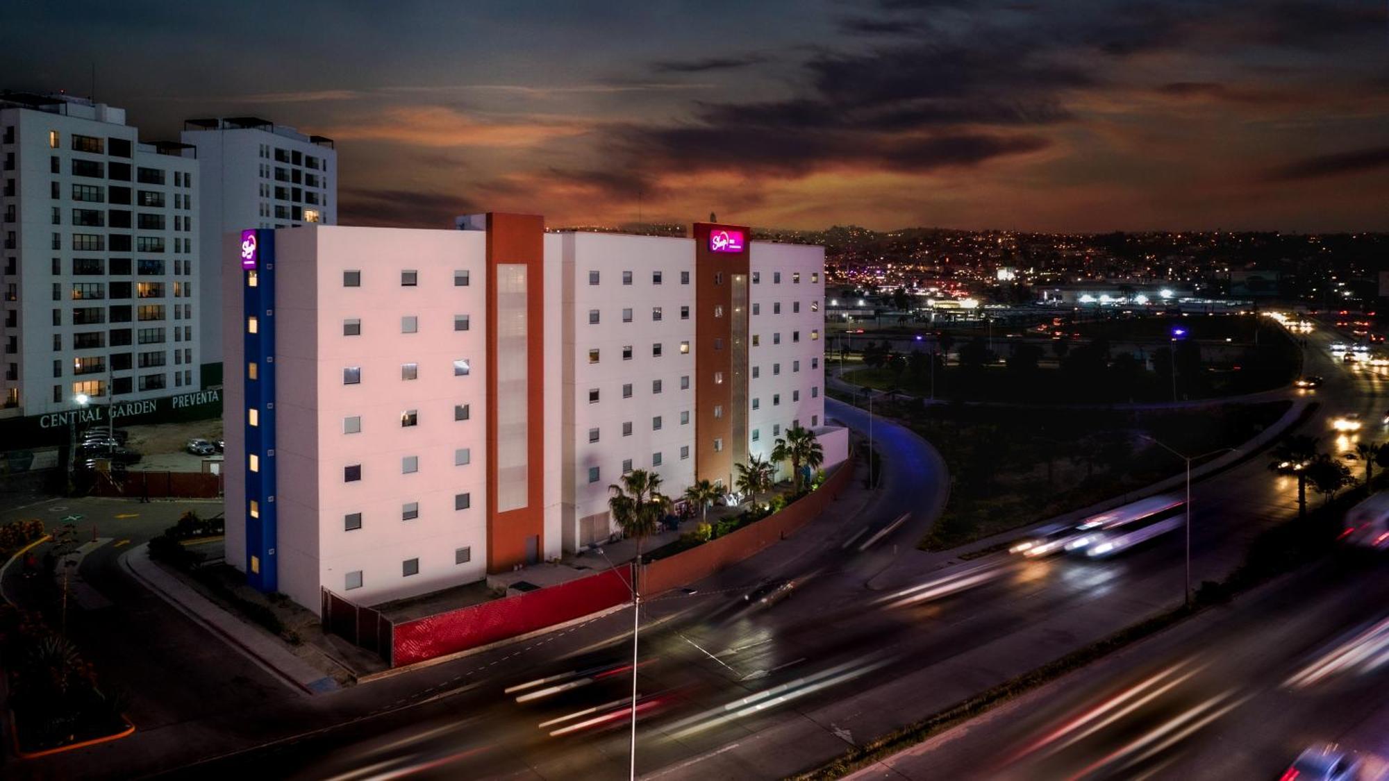 Sleep Inn Тихуана Экстерьер фото
